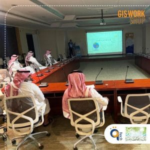 القمم qTech تعقـد أولي جلسات ورشة عمل تطبيقـات المعلومات المكانية لإدارة نظم المعلومات الجغرافي بعنيزة